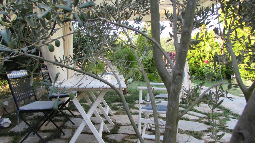 Ege Han Hotel بوزجادا المظهر الخارجي الصورة